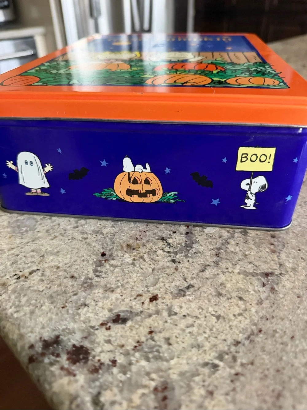 Vintage 1999 Collectible Peanuts Great Pumpkin Orange & Blue Tin